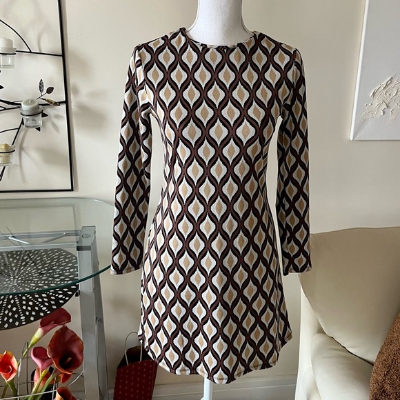 Zara Jacquard Knit Brown Geometric Retro Print Mini Shift Dress Size Small NWT - Picture 13 of 15
